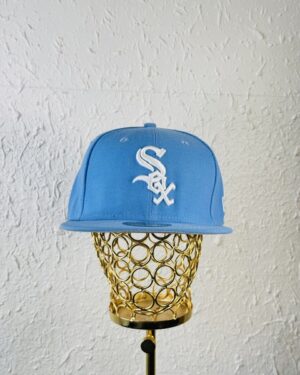 Casquette bleue boutique chez Carlos